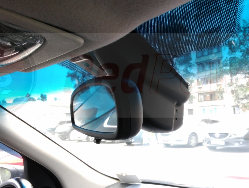 redpower_dvr-lr_in_car_2.jpg