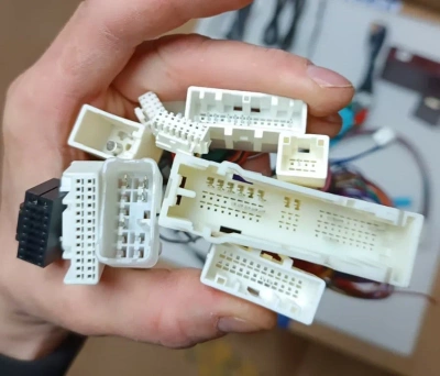 Магнитола андроид для Toyota Alphard H30, Vellfire 2 2015-2023 (комплектация с усилителем JBL) - Carmedia KP-T1213 ("Лексус-Стиль") Android 10, 6ГБ+128ГБ, SIM-слот