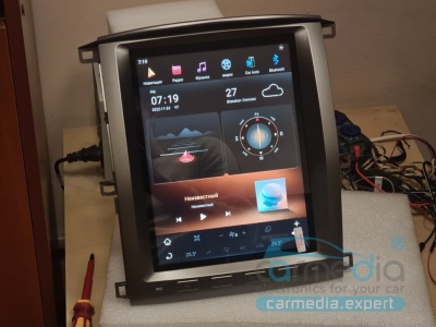 Магнитола для Lexus LX470 2002-2007 и Toyota Land Cruiser 100 (любая комплектация) - Carmedia ZF-1301-Q6 вертикальный экран в стиле "Тесла" на Android 11, 8Гб+128Гб, CarPlay, 4G SIM-слот