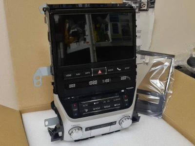 Магнитола для Toyota Land Cruiser 200 2016-2021 (без отдельного экрана климата) - Carmedia ZH-T1001 дисплей 10.1" на Android 10, 8Гб+128Гб, CarPlay, SIM-слот