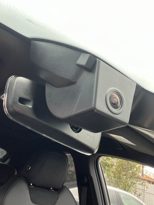 Двухканальный видеорегистратор RedPower DVR-GL3-G Dual для Geely Tugella