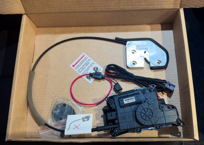 Автомобильный доводчик дверей для Chery Tiggo 7 Pro Max / 7RO PLUG-In Hybrid / Tiggo 7 Pro Max NEW(T1EFL)/7L / Авиационный алюминий / Сделано в России