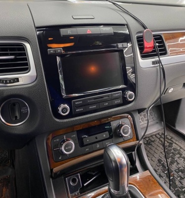 Магнитола для VW Touareg 2010-2018 (RCD550, поддержка подогревов) - Radiola RDL-TRG-L на Android 12, 8+128, CarPlay, 4G SIM-слот