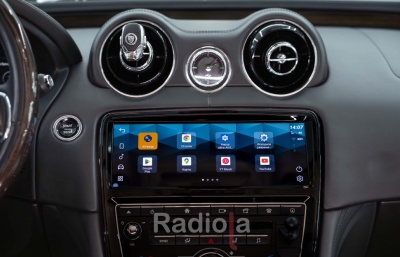 Магнитола android для Jaguar XJ 2009-2015 (BOSCH) - Radiola RDL-1669-B монитор 10.25" на Android 13, 8Гб+128Гб, CarPlay, 4G SIM-слот
